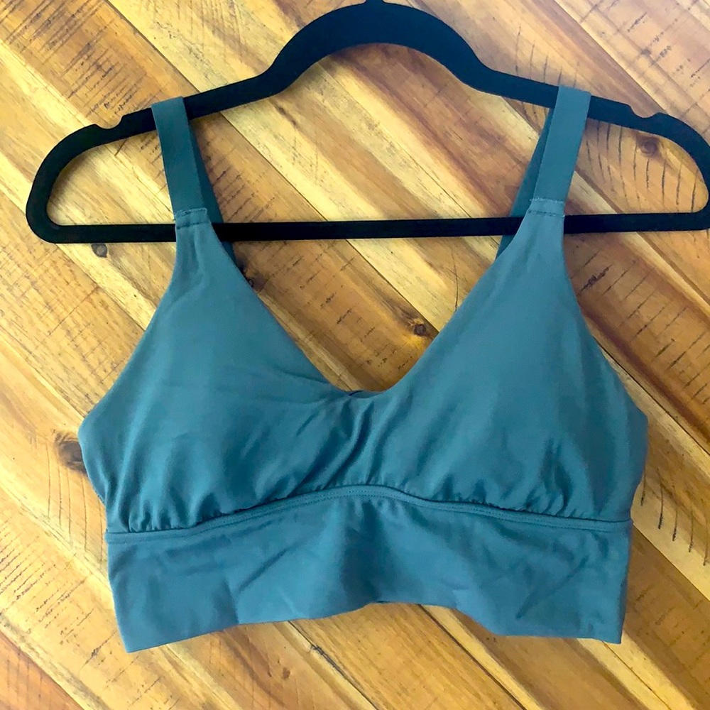 Aerie Twist Back Sports Bra